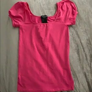 Bebe stretchy puff cap sleeve top